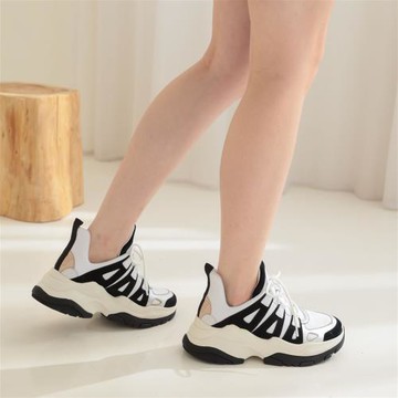 【WYPEX】潮流型人-真皮時尚拼接老爹鞋女增高鞋厚底鞋-黑白