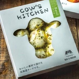 長沼アイス COW'S KITCHEN バジル風 あいすの家 北海道 チーズ 酪農 牛乳 モッツアレラチーズ サラダ パスタ ピザ バレンタイン