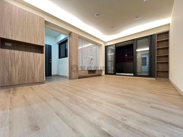 樹孝商圈｜馬卡龍公園旁｜低總價全新整理大三房＋平車｜台中市太平區溪洲路