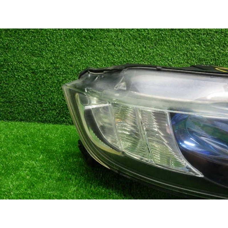 ホンダ ホンダ RB1/2 オデッセイ 前期 右ヘッドライト HID 200729137