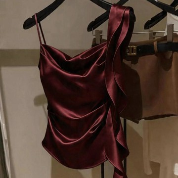 【背心】 細肩帶背心 小可愛 蕩領背心 無袖背心 法式背心 短款上衣 收腰背心 設計感背心 夏季背心 褶皺背心 飄帶背心