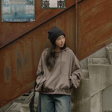 QUEENSHOP_F 女裝 長袖 素面純棉連帽造型寬版上衣 三色售 現+預 【01099393】