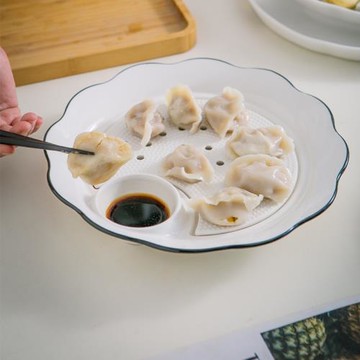 高顏值雙層瀝水特大號陶瓷餃子盤醋碟一體家用飯店金邊簡約日式盤