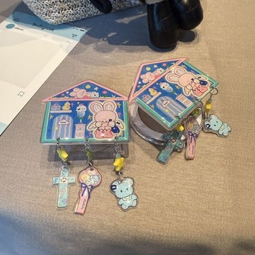 磁吸手機支架🌈原創可愛藍兔小房子吊墜磁吸氣囊支架可伸縮粘貼旋轉網紅少女百搭