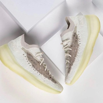 【逢甲FUZZY】Adidas Yeezy Boost 380 Calcite Glow 白夜光  GZ8668
