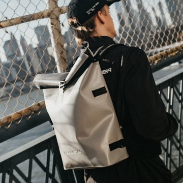 Everyday rolltop 16-22L 防水後背包 黑色