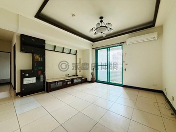 巨蛋．瑞豐商圈|一層一戶採光通風超棒四房平車｜高雄市鼓山區華豐街