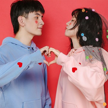 法式情侶裝潮流2021新款秋冬季加絨結婚登記照小眾設計感情侶衛衣