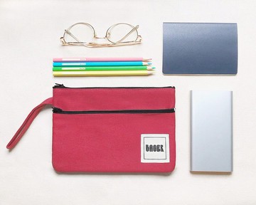 簡約素面雙拉鍊萬用包 手拿包 / 桃紅口罩收納袋 /口罩收納袋