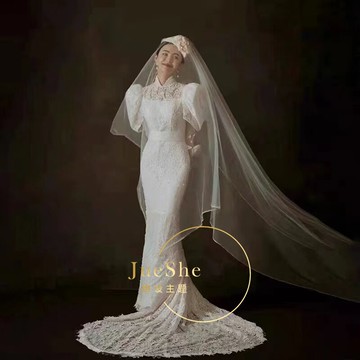 2022新款影樓主題婚紗內景復古泡泡袖簡約風魚尾情侶攝影拍照拖尾