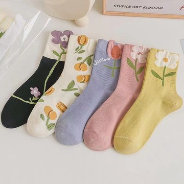 🌟現貨24H出🌟立體花朵襪子 復古風 冬天襪  秋冬 學院 潮流 耐穿 保暖襪 襪子 糖果 可愛 棉襪 中筒襪 厚款{A