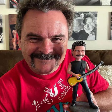 客制化人物公仔 人偶 3D人像畫 似顏繪 肖像 定制 生日 紀念 吉他