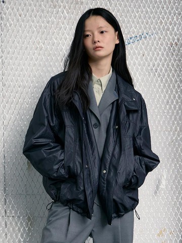 Glossy Highneck Midi Casual Jacket [Black] (KE5239M015)