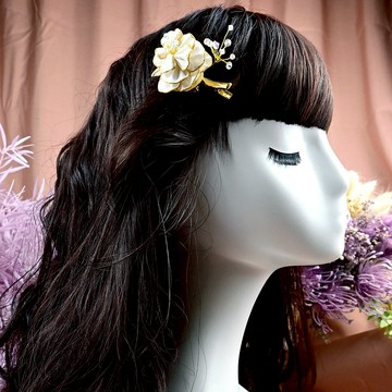 Kaika Ato / 金邊-水晶白牡丹花系 / 日式布花 / つまみ細工 花簪