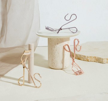 KAI Ring Eyelash Curler