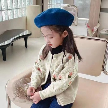 【台灣出貨】 女童毛衣開衫春秋新款洋氣中大童韓版兒童百搭刺繡花朵針織外套潮洋氣百搭 小開衫 保暖外套 外衣 外衣
