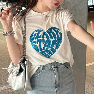 日本 GRL - 閃耀亮片愛心印花短袖T恤-白x藍 (F)