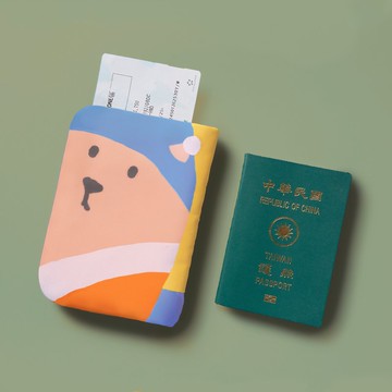 珍珠耳環的貓防潑水機能護照套