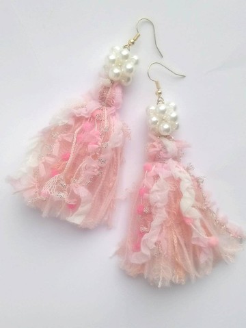 日本紗線　流蘇耳環