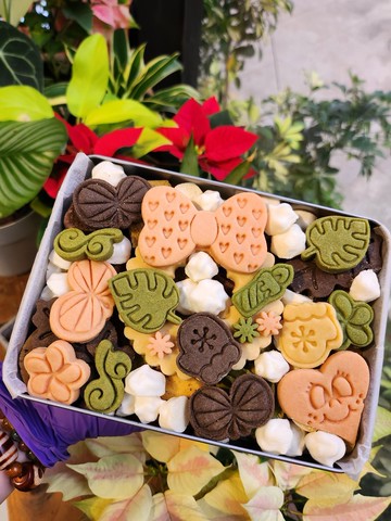 Wen聖誕花圈鐵盒餅乾