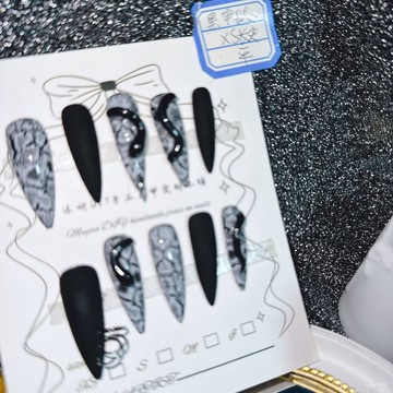 ✨Hannah✨沐妍手工甲實拍黑牢獄闇黑立體蛇紋穿孔歐美辣妹個性穿戴甲美甲師娜娜米 JNNW