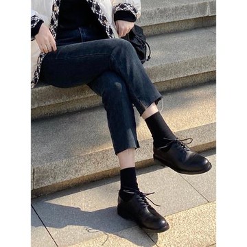 黑色英倫風小皮鞋女通勤平底學院風百搭復古粗跟系帶單鞋面試