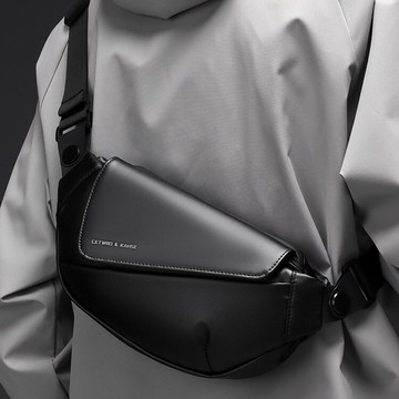 🚀台灣熱銷⚡可開發票🔥 胸包男款高級感牛津布插扣設計挎包潮上班通勤外出休閑男士斜挎包