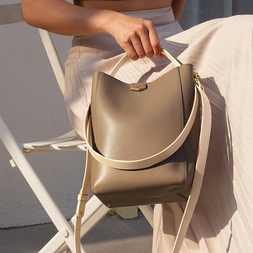 【客製化禮物】三用皮革水桶包/摩卡色-免費客製刻字