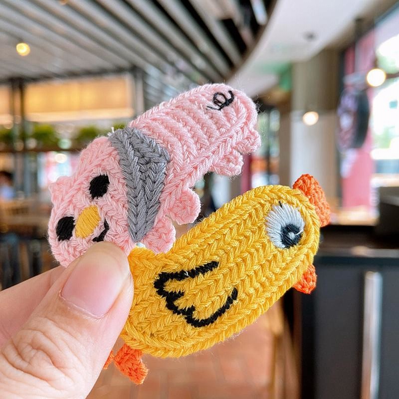 お花 編み刺繍 パッチンピン ベビーヘアクリップ ヘアピン ヘアアクセサリー 手刺繍パッチンピン「ふたつのお花」 ヘアピン さゆき工房 通販