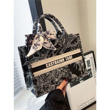 2025跨境新款時尚單肩包刺繡購物袋老花大容量神秘森林手提包廠家