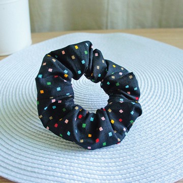 Lovely【彩格髮束、黑】大腸圈