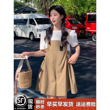 卡其色背帶褲女夏季2025新款少女學院風短褲套裝設計感背帶連體褲