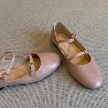 2025新款簡約淺口一字扣帶百搭粗跟單鞋女復古通勤芭蕾舞風小皮鞋