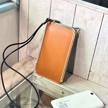 DUAL｜L 型淑女口金手機套 - 奶油棕