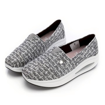 PLAYBOY 日系貴氣金蔥花布增高氣墊鞋-PY1036黑灰