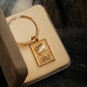 金銀寶貝 古董金色學業鑰匙圈 1992 W961