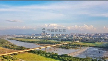 【春福雲端】三面採光面河岸景觀四房雙B1平車｜新竹縣竹北市興隆路一段