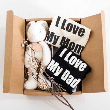 【彌月禮盒-客製皮牌】 mini 兔two愛的抱抱 有機棉彌月禮盒