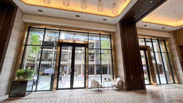 我在愛情河左岸~全新兩房平車贈裝潢｜高雄市前金區河東路