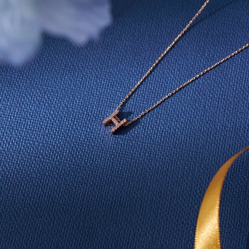 滿鑽字母項鍊 (玫瑰金色)