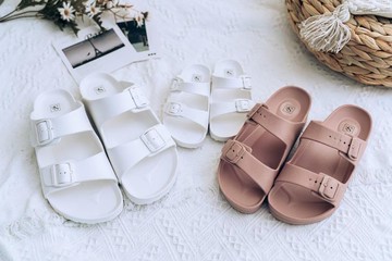 兒童版【雲朵】兒童防水止滑輕量拖鞋_白黑  | MIT 現貨