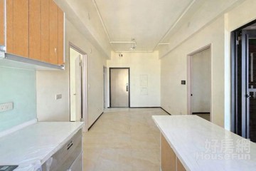 【鉑愛悅】高樓兩房車位｜山海市景三重視野交織｜高雄市左營區博愛四路