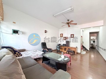 廣東商圈屏基車庫透天｜屏東縣屏東市莊敬街一段