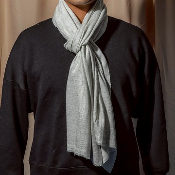 【經典喀什米爾羊毛圍巾】原色無染 淺灰 輕薄舒適 男女適用