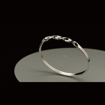 【職人金工系列】扭轉 銀手環 - 可客製化刻字