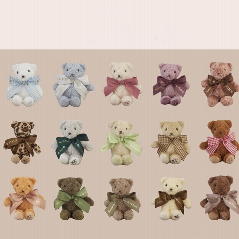 冬のぬいぐるみストラップ6体セット Labubu(ラブブ)ぬいぐるみストラップ6体セット - メルカリ