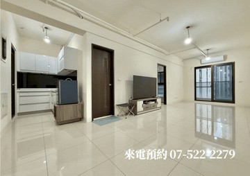 ￥左營海青｜i世界｜高樓採光溫馨2+1房平車｜高雄市左營區鼓山三路