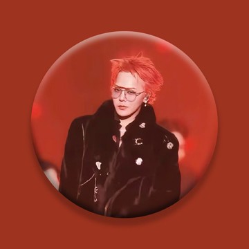⭐韓國代購正版⭐G-DRAGON 權志龍MAMA現場照 馬口鐵徽章鏡子鑰匙扣 可愛掛件周邊