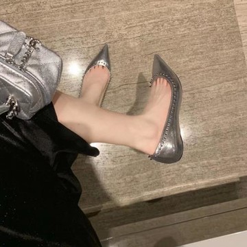 寶藏鞋子~鉚釘淺口內增高單鞋女氣質尖頭平底鞋