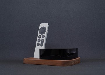 Apple TV 本體與遙控器收納